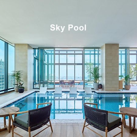 Mitsui Garden Hotel Yokohama Minatomirai Premier Eksteriør billede Sky Pool