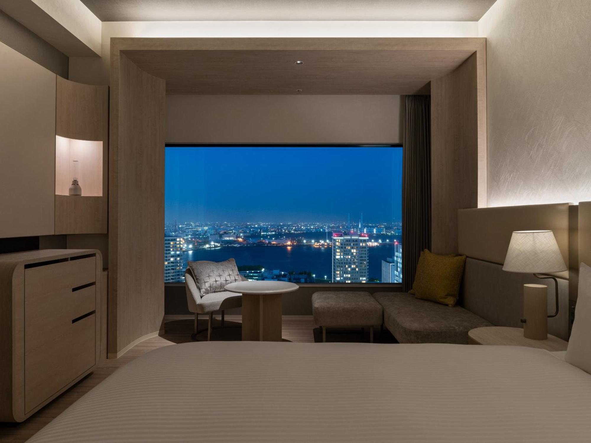 Mitsui Garden Hotel Yokohama Minatomirai Premier Eksteriør billede A room at the hotel